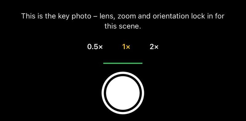 iPhone key-photo camera controls: the note that lens, zoom and orientation lock in for this scene, and 0.5×, 1× and 2× lens buttons with 1× picked.